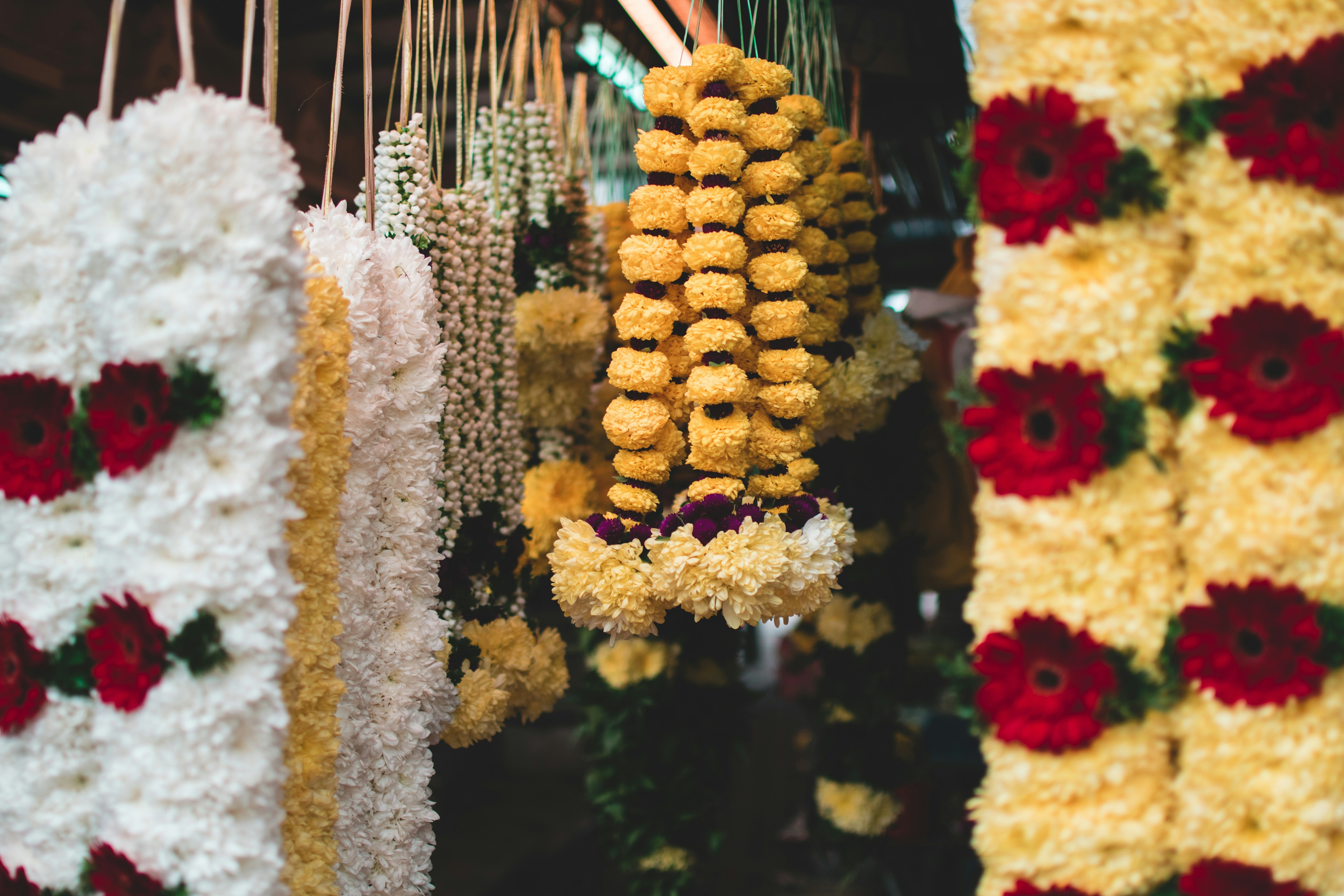 Nethra Flowers - Fresh Floral Background